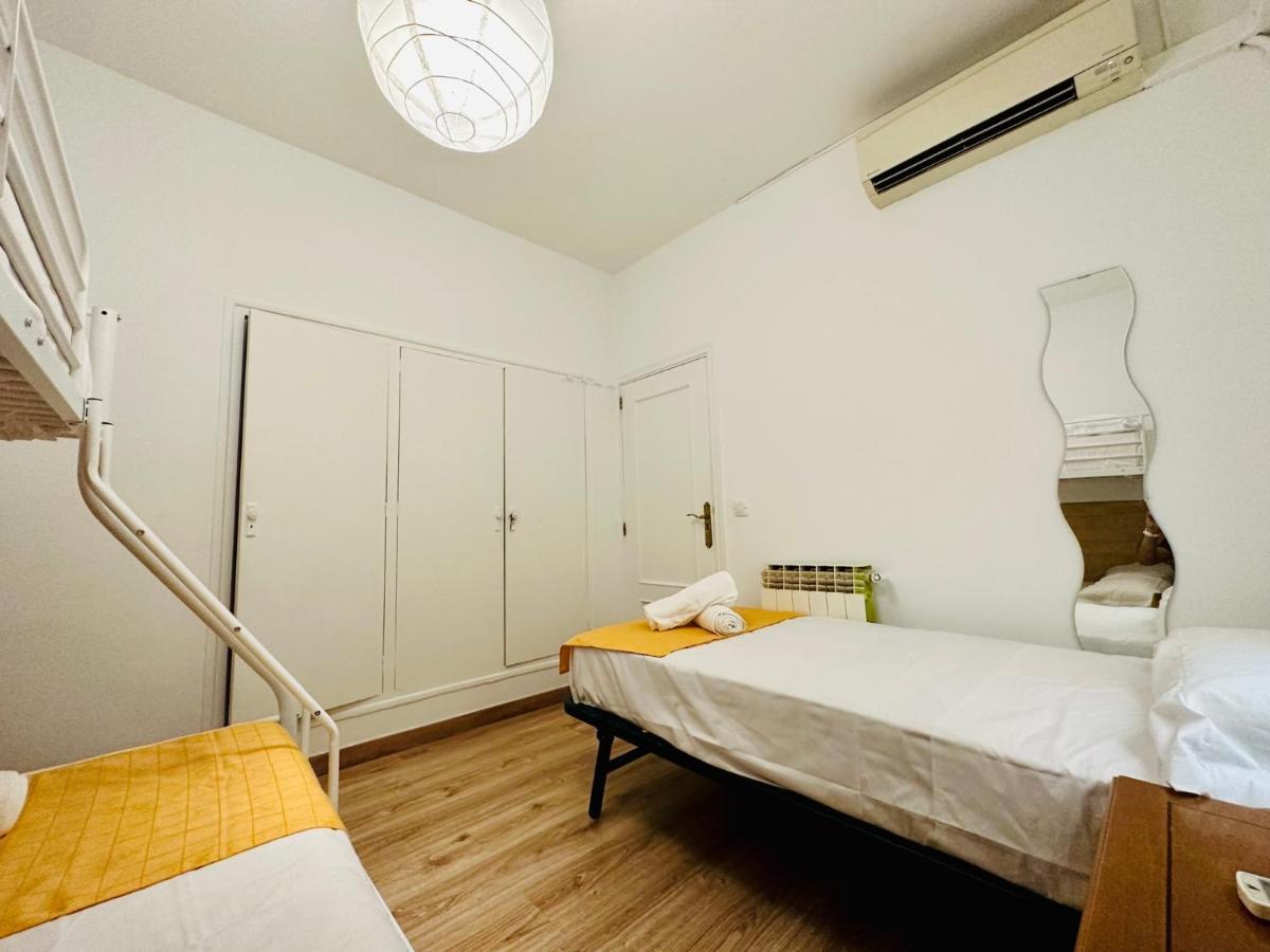 Punta Me Suites Next To Gran Via Madrid Eksteriør billede